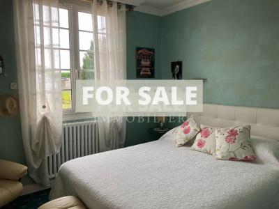 Detached House with Landscaped Garden