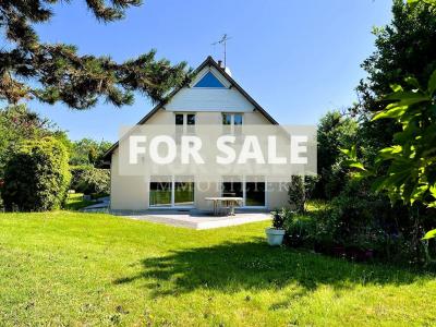 Architect Designed Detached House and Garden