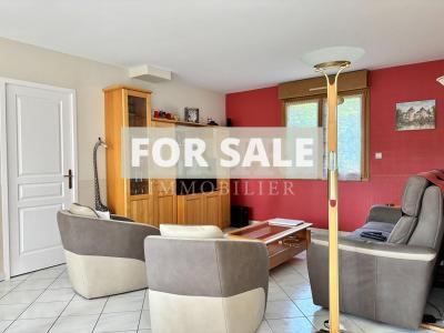 Detached House with Landscaped Garden