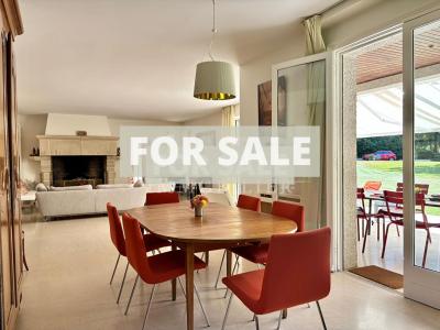 Beautiful Detached House in Parkland Gardens