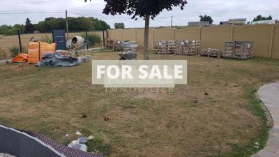 Detached House with Landscaped Garden