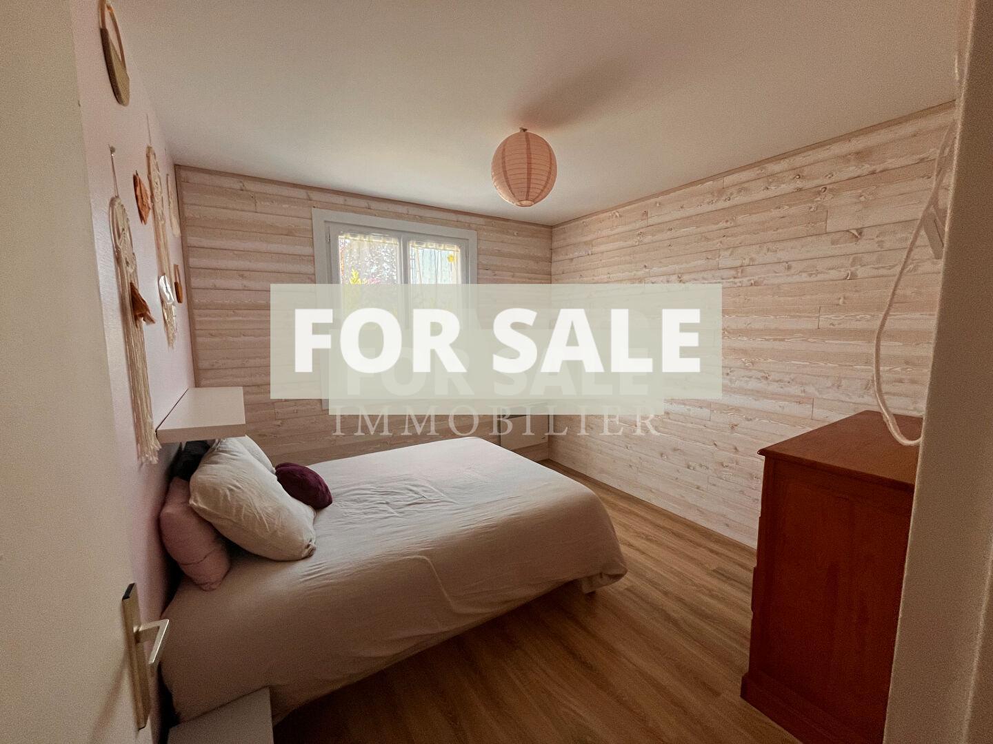 Comfortable Detached House with Garden
