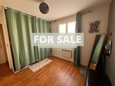 Comfortable Detached House with Garden