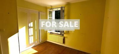 Charming Village House, Ideal Holiday Home