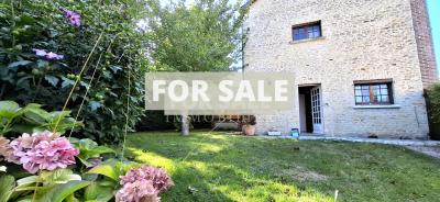 Charming Village House, Ideal Holiday Home