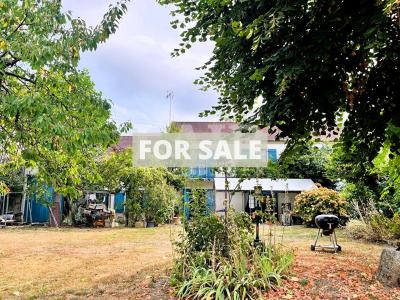 Spacious Detached Villa With Nice Garden