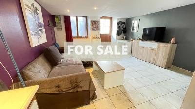 Maison De 3 Piece(s) 63 M2 Au Coeur De Fresnay / Sarthe