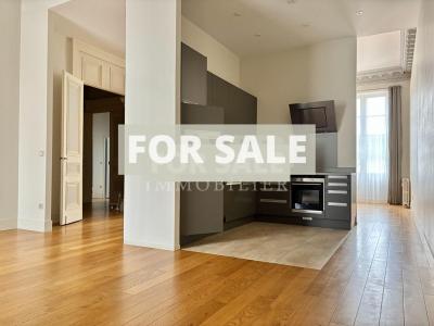 Bel Appartement De Standing A Vendre En Plein Centre D\'alencon Avec Studio Attenant.