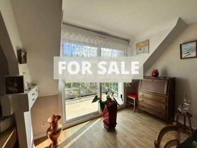 Apartment in Heart of Town