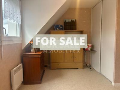 Apartment in Heart of Town