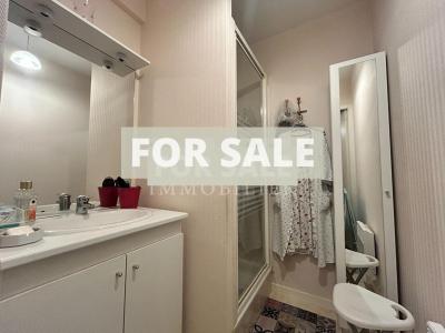 Apartment in Heart of Town