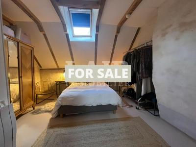 Detached Country House with Outbuilding