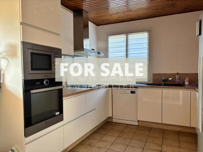 Detached House with Garden in Rural Setting