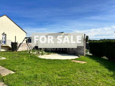 Detached House with Garden in Rural Setting
