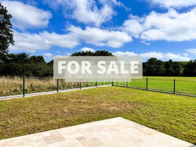 Recently Built Detached Villa with Garden