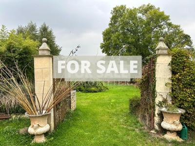 Detached Country House with Outbuilding