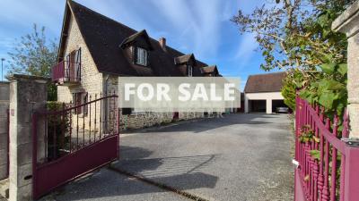 Detached Country Longere House with Outbuildings