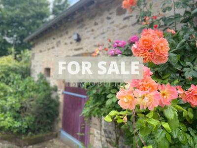 Detached Country House with Outbuilding