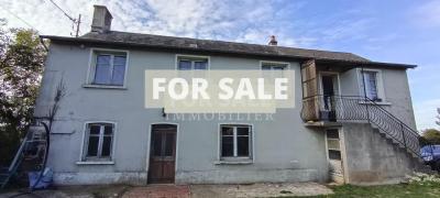 Detached Country House with Outbuilding