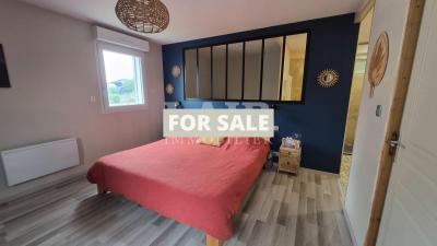 Detached Country House with Outbuilding