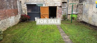 Town House with Neat Garden