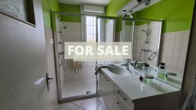 Detached House with Mature Garden