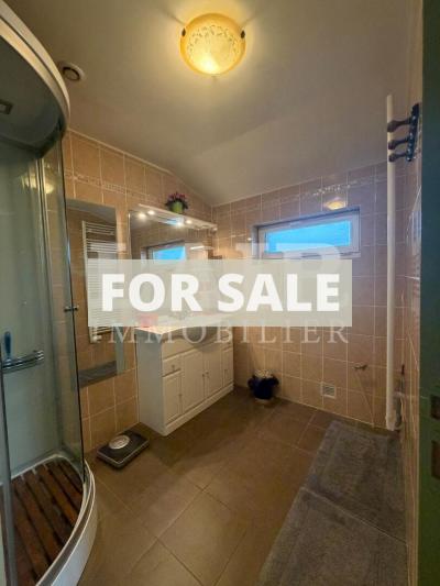 Lovely Detached House and Garden