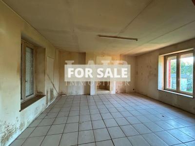 Detached Country House in Rural Hamlet