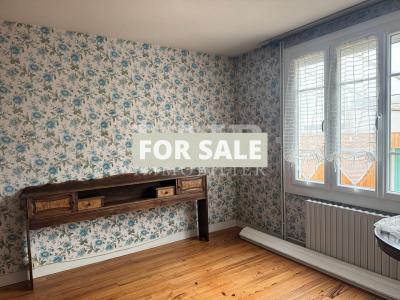 Nice House with Garden in Town