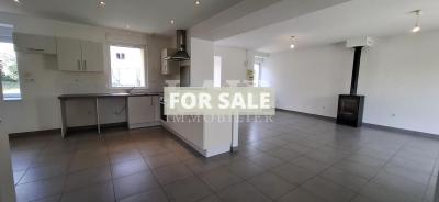 Traditional House in Good Condition with Garden