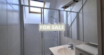 Traditional House in Good Condition with Garden