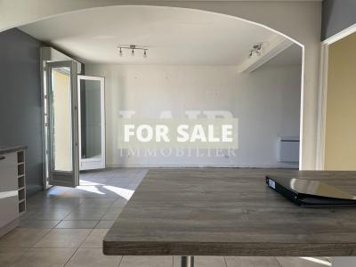 Detached House with Garden and Open View