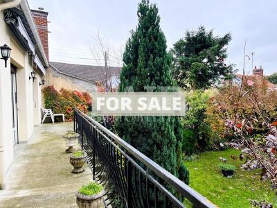 Lovely Town House with Outbuilding in Landscaped Garden