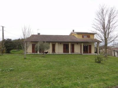 Detached House with Countryside Views