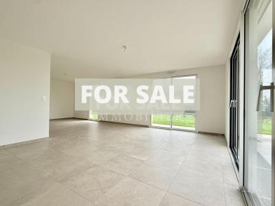 New Build Detached House with Garden