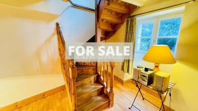 Beautiful House with Views of the Chateau