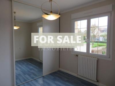 Detached House with Garden in Nice Location