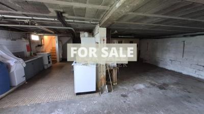 Detached House with Garden and Open View