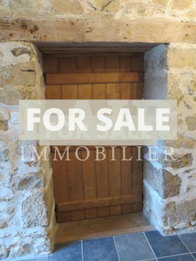 Detached Country House with Outbuilding