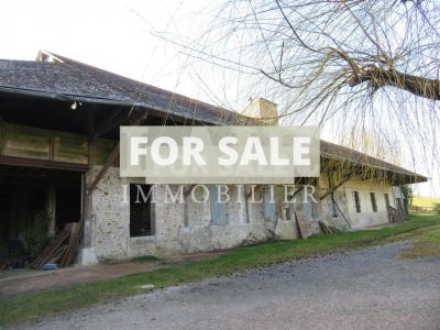 Detached Country House with Outbuilding