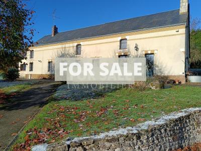 Detached Country House with Outbuilding