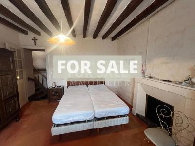 Traditional House with Garden