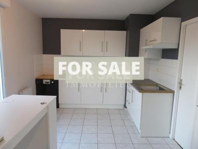 Modern Detached House with Garden