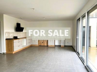 New Build Detached House with Garden