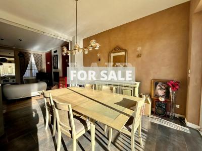 Splendid High-Quality Manor House with Pool