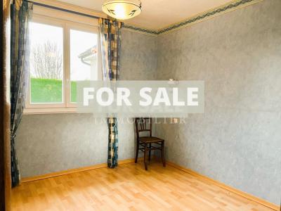 Detached House with Landscaped Garden