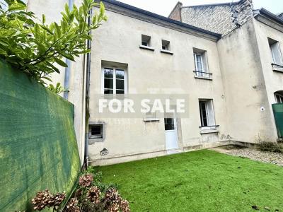Town House with Nice Garden