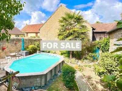 Charming House With Garden And Garage