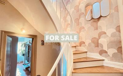 Charming House With Garden And Garage