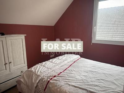 Traditional House with Garden and Heated Pool